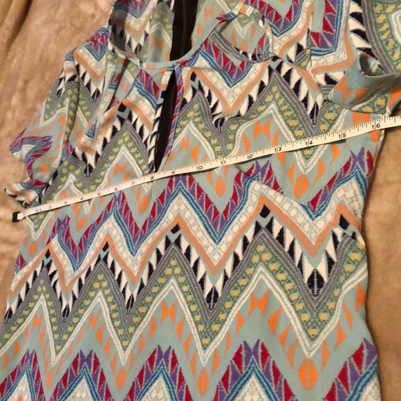 Geometric Print Lush Dress with Cut Out Neck - Picture 6 of 9